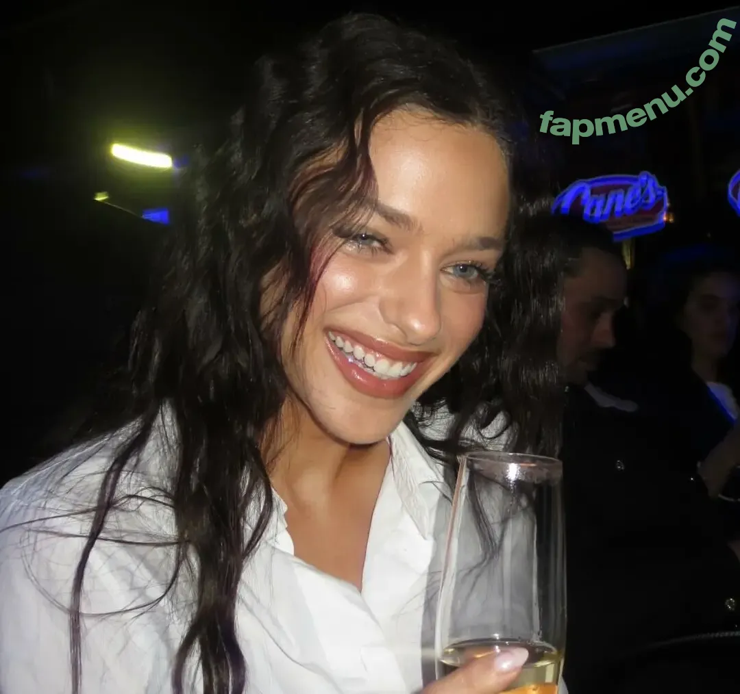 Odeya Rush nude photo #0193 (odeyarush)