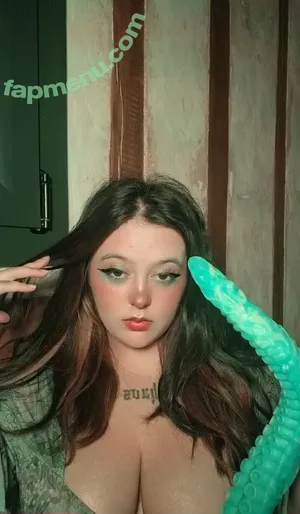 Offelia Ricci / Offeliaricci / tiny_offee nude photo #0007