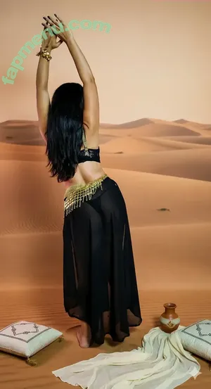 Officefacil / Vivi Becerra / vivi.v / vivi_officefacil / vivib0808 nude photo #0513