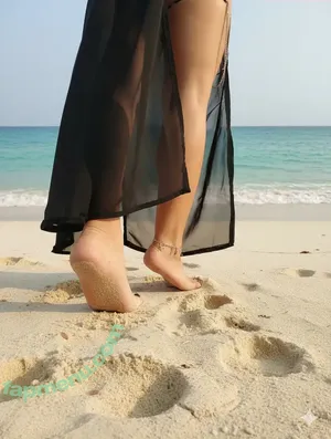 Officefacil / Vivi Becerra / vivi.v / vivi_officefacil / vivib0808 nude photo #0517