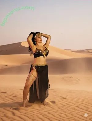 Officefacil / Vivi Becerra / vivi.v / vivi_officefacil / vivib0808 nude photo #0521