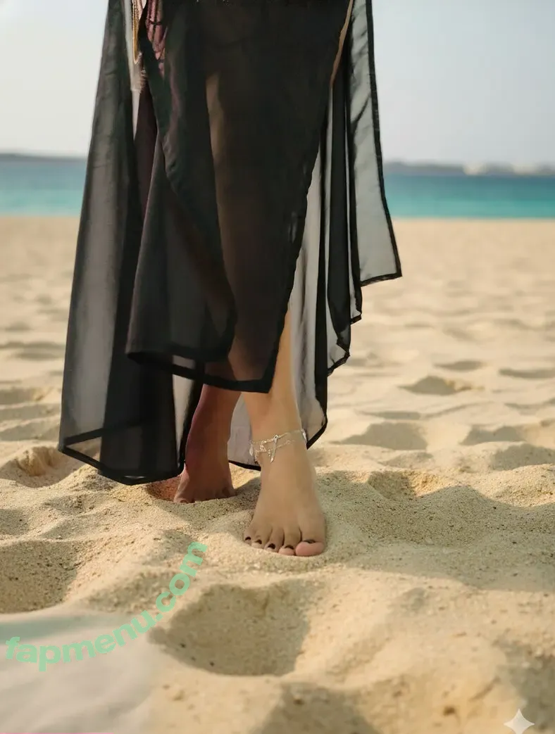 Officefacil nude photo #0516 (Vivi Becerra / vivi.v / vivi_officefacil / vivib0808)