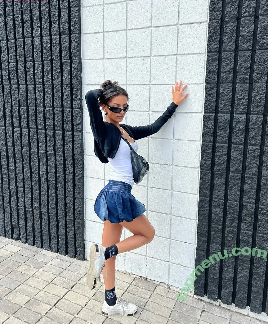 Official.Anaiis nude photo #0125 (React girl)