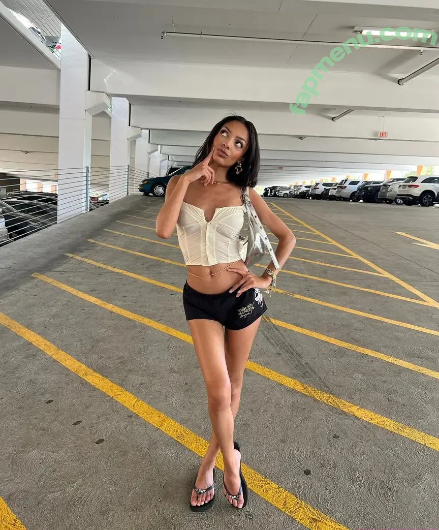 Official.Anaiis nude photo #0128 (React girl)