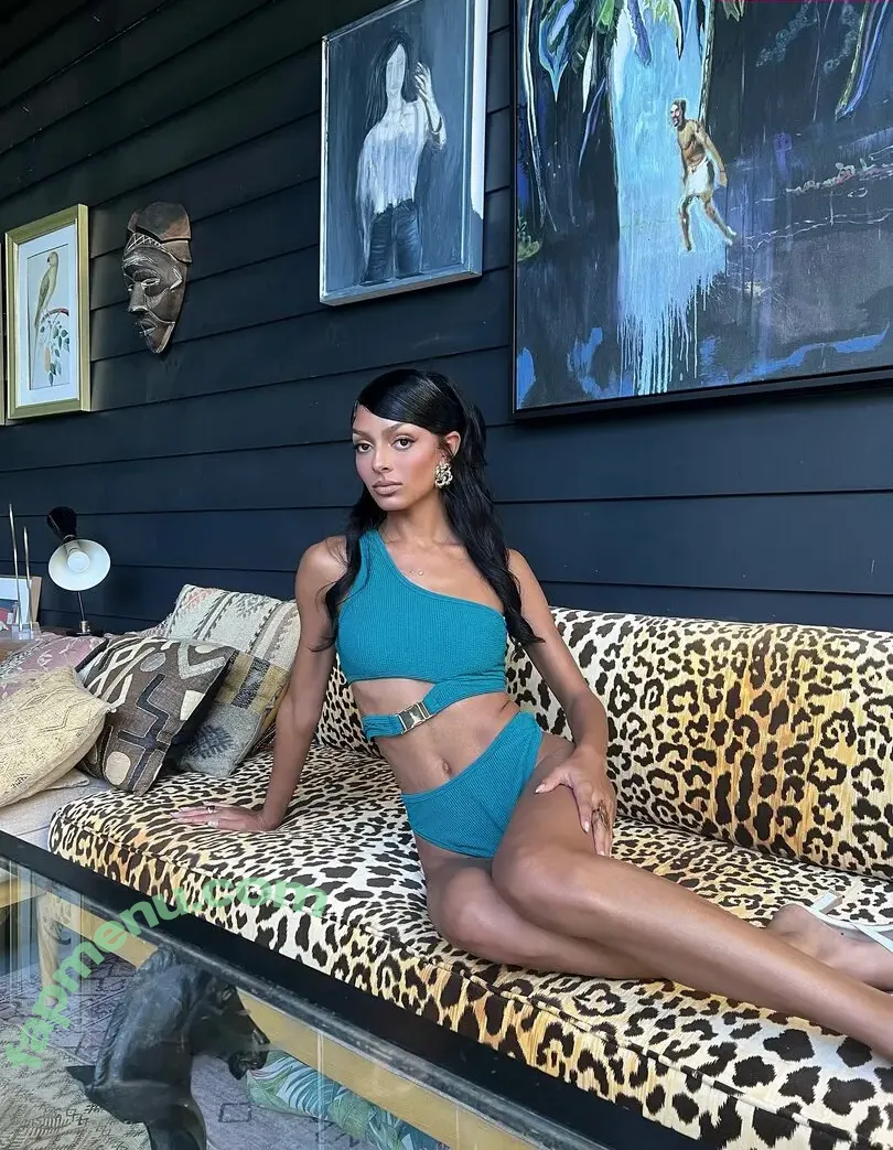 Official.Anaiis nude photo #0249 (React girl)