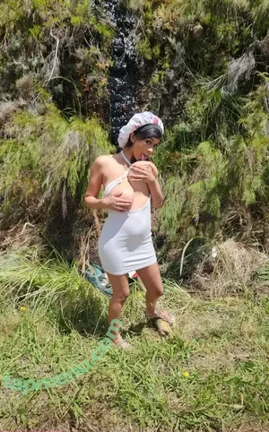 Official_sandybeach nude photo #0054