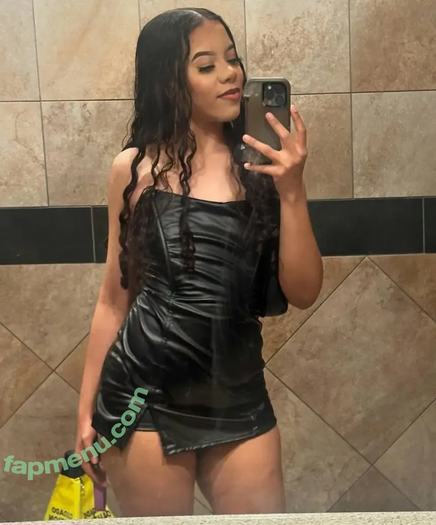 official.tayya nude photo #0004 (chocolateetayy / theyadoretayya)