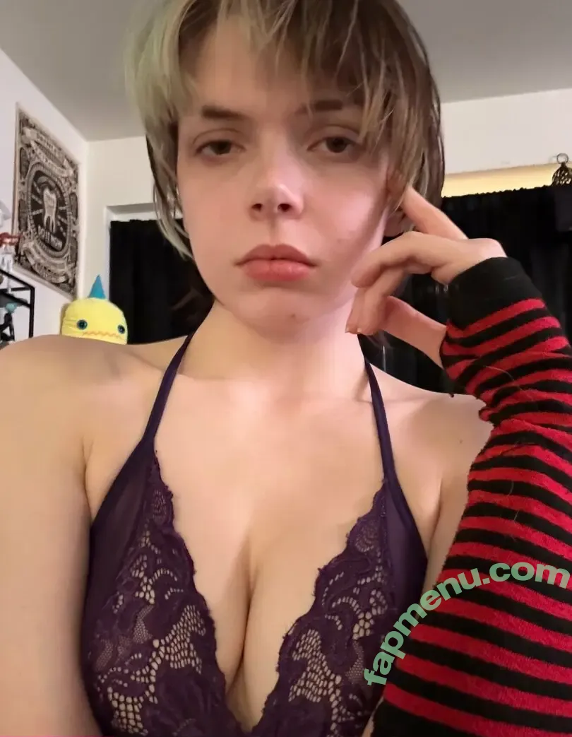 officialdrearydrab nude photo #0028 (radskaterdog)