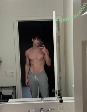  nude photo #0004