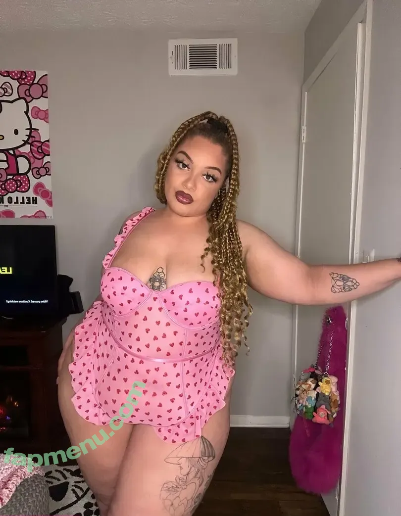 officialhhoneybee nude photo #0007 (officialhhoneybee)