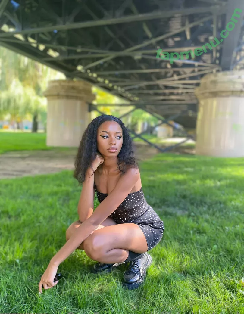 officiallinablack nude photo #0010 (lina___black)