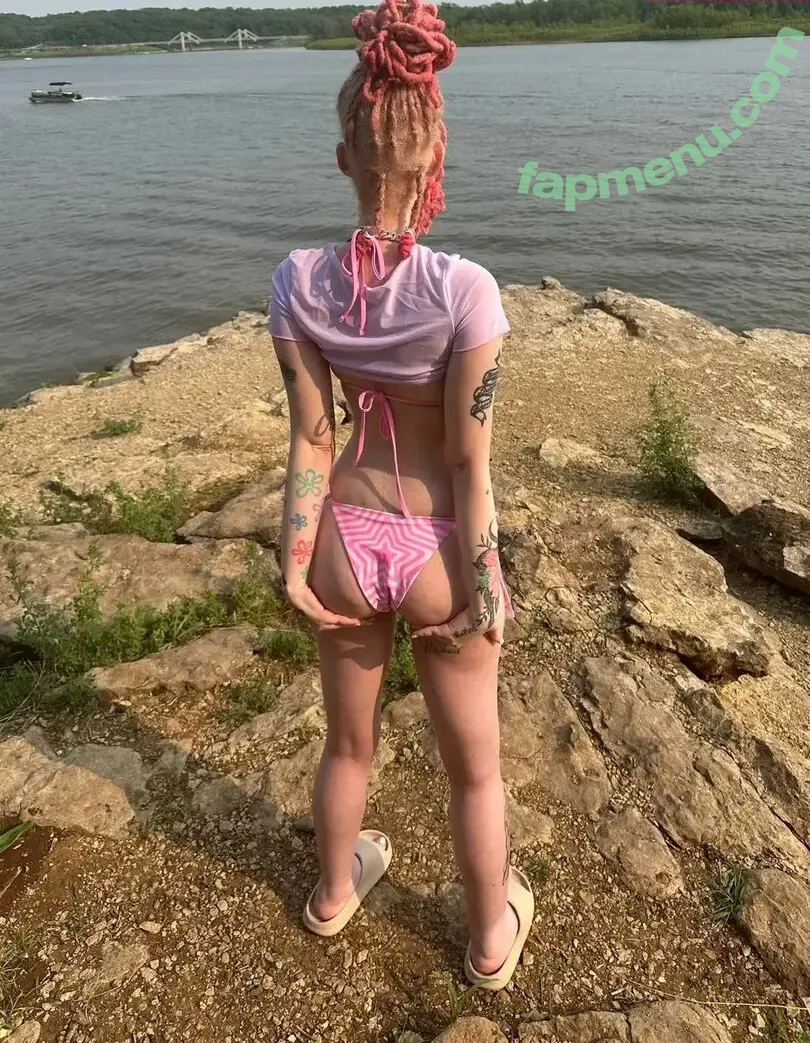 OfficialShayydee nude photo #0070 (Shayydee / Sushiegushiee / msushiegushie / msushiegushiee / officialxshayydee)