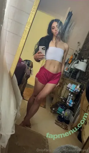 officialsofiereyez / theonlysofiereyez nude photo #0048