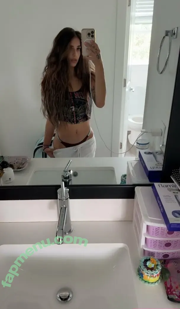 officialsofiereyez nude photo #0072 (theonlysofiereyez)