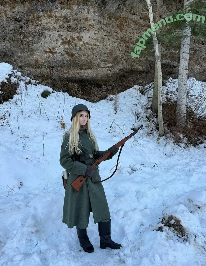 offizieramira nude photo #0020 (offizieramira)