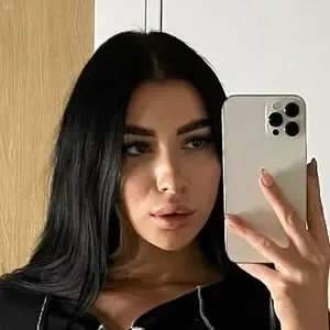 Ofnaomi / naomi nude photo #0005