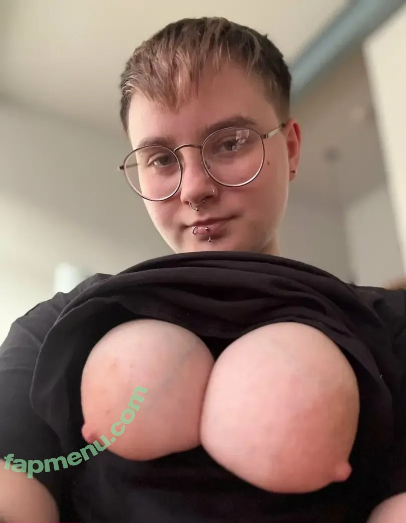 Ofscarll nude photo #0032 (Ofscarll)