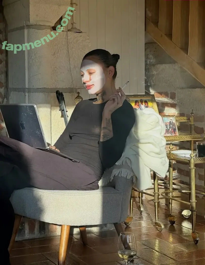 ogee_off nude photo #0091 (ogee_off)