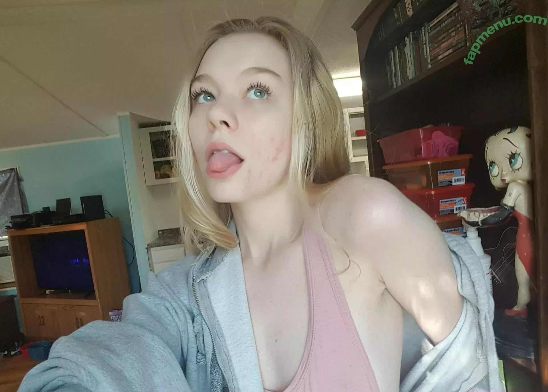 ogfeet nude photo #0300 (ogfeet2)