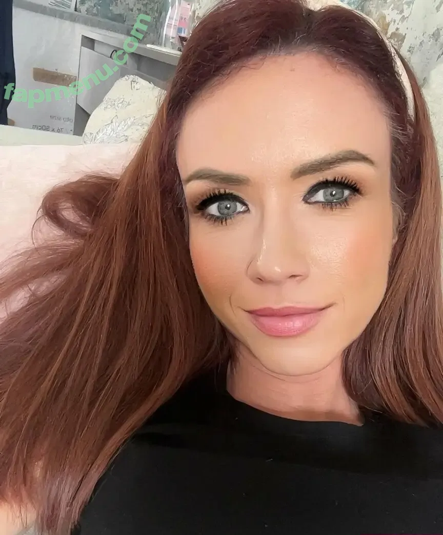 ohgollymrsmolly nude photo #0090 (ohgollymrsmolly_ / ohgollymrsmollyyy)