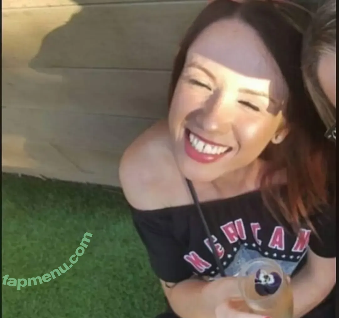 ohgollymrsmolly nude photo #0115 (ohgollymrsmolly_ / ohgollymrsmollyyy)