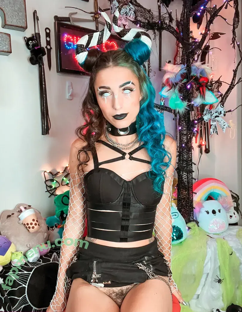 ohheymissfaye nude photo #0107 (ohheymissfaye)