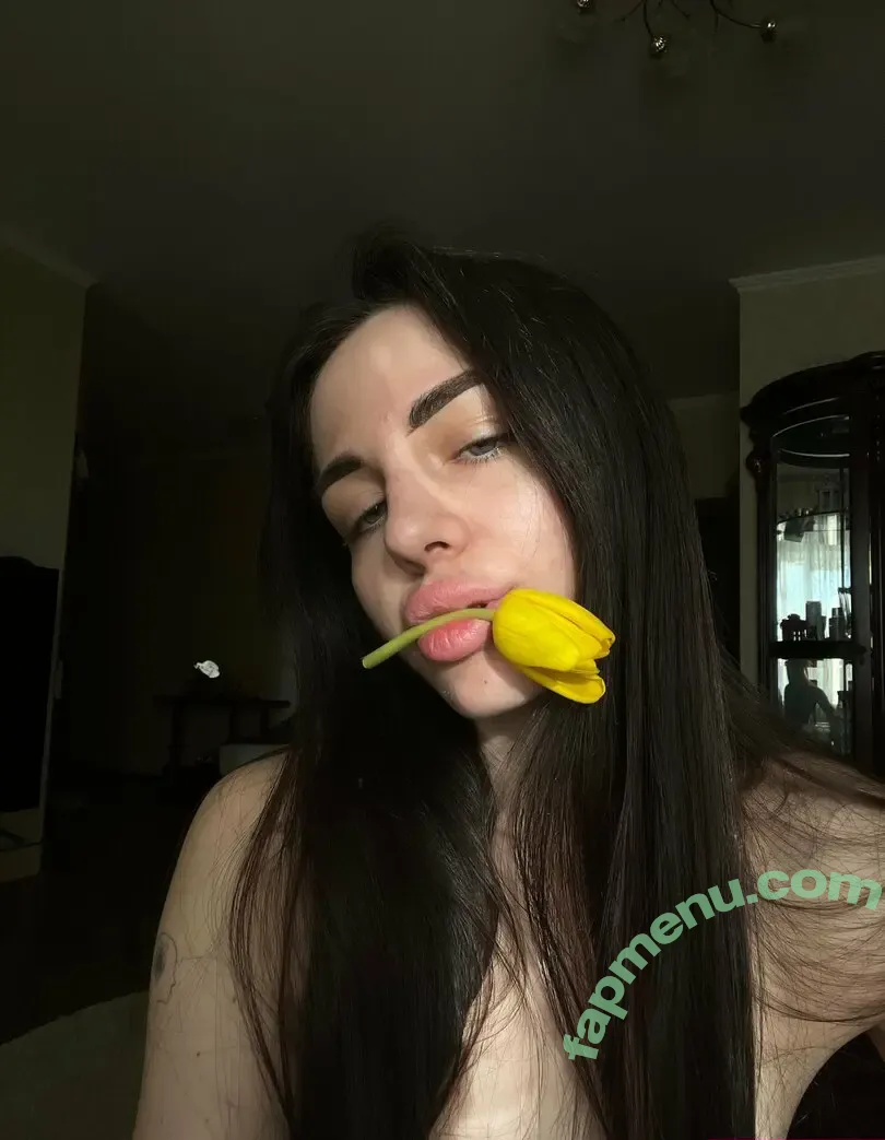 ohhmykrissi nude photo #0031 (ohhellocrissy)