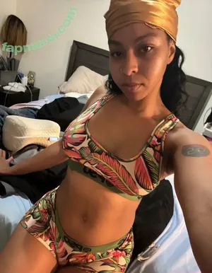  nude photo #0009