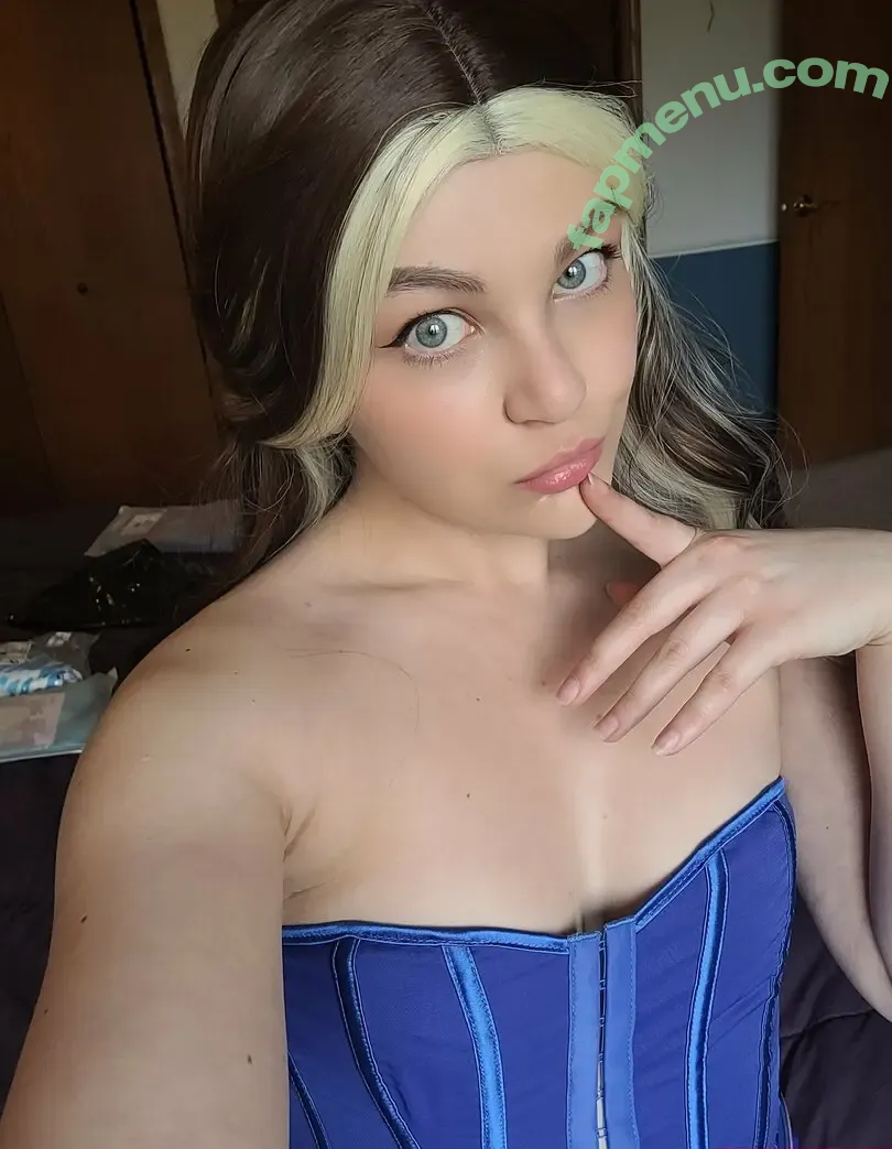 ohwelltea nude photo #0061 (ohwell.tori)