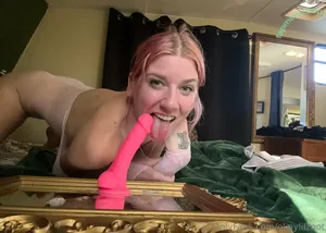 Okaylilzoot nude photo #0104