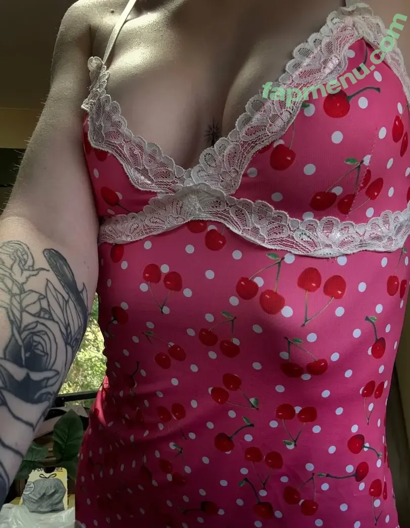 Okaylilzoot nude photo #0351 (Okaylilzoot)