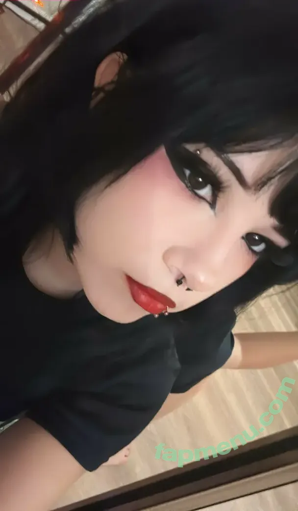 okneesuh nude photo #0018 (kneesuh / nisa)