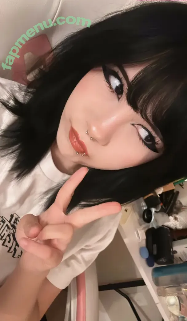 okneesuh nude photo #0024 (kneesuh / nisa)