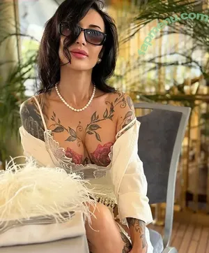 Oksana Mkhitaryan / oksanamkhitaryan nude photo #0021