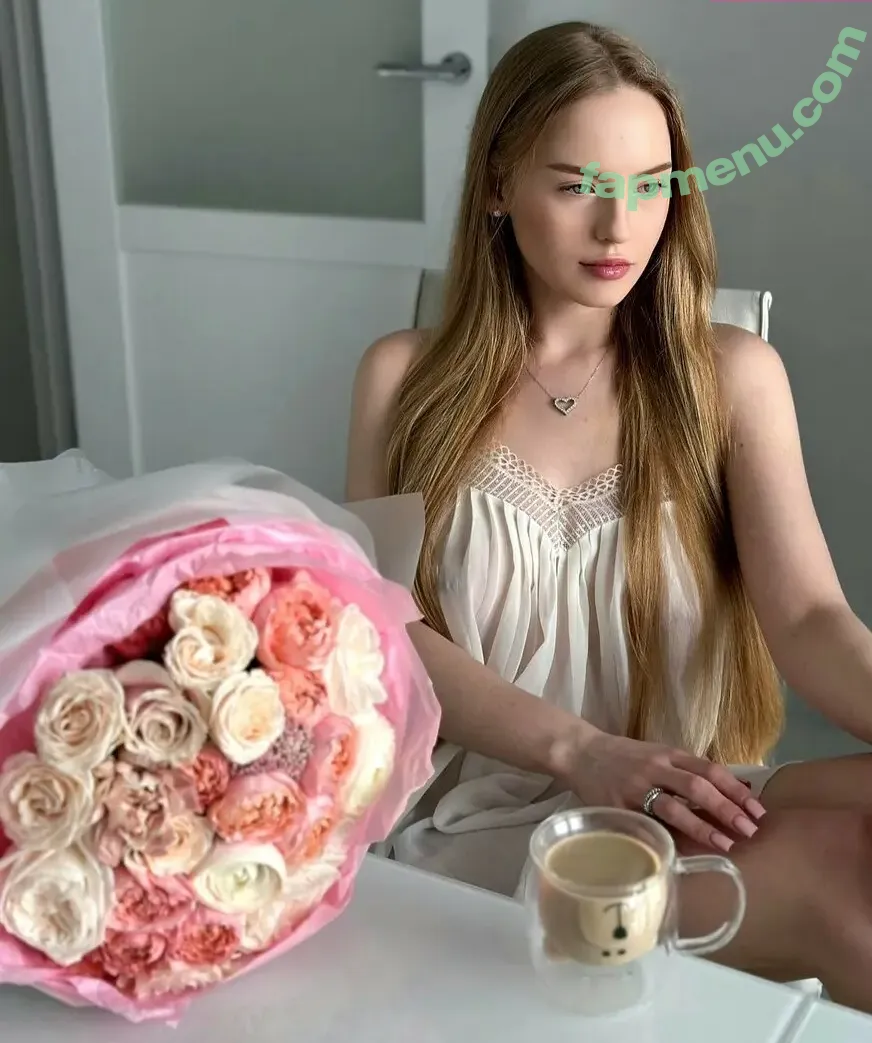 Oksana Neveselaya nude photo #0160 (o_neveselaya / ok_neveselaya / theoksanarose)