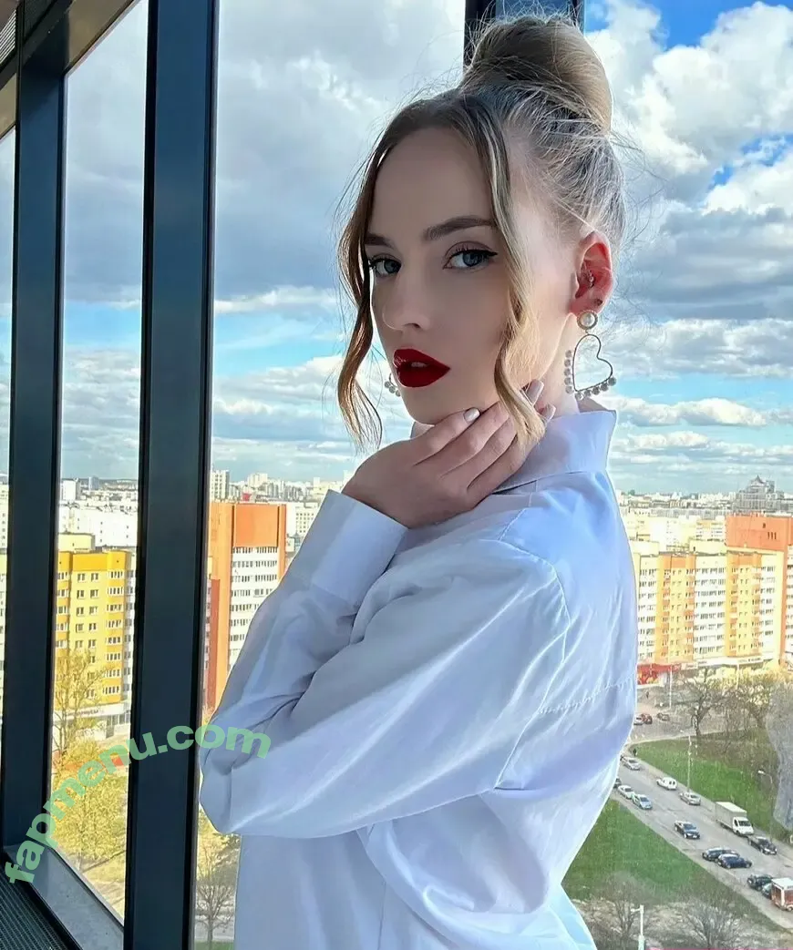 Oksana Neveselaya nude photo #0163 (o_neveselaya / ok_neveselaya / theoksanarose)