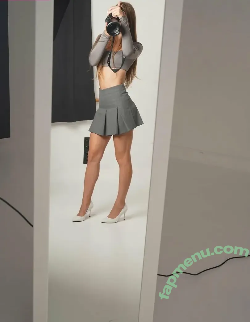 oksankabey nude photo #0008 (oksankabey)