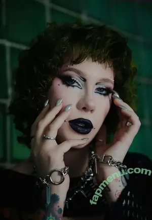 Olga Haku / Frau_Haku / hakutrans nude photo #0418