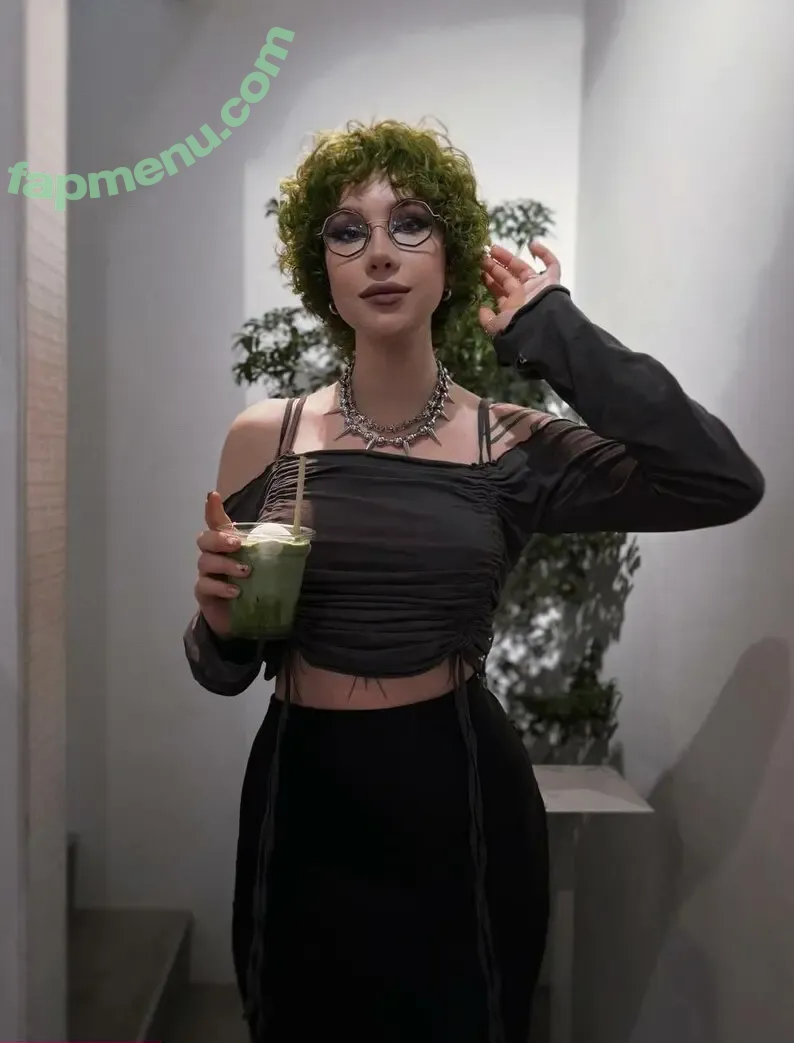 Olga Haku nude photo #0225 (Frau_Haku / hakutrans)