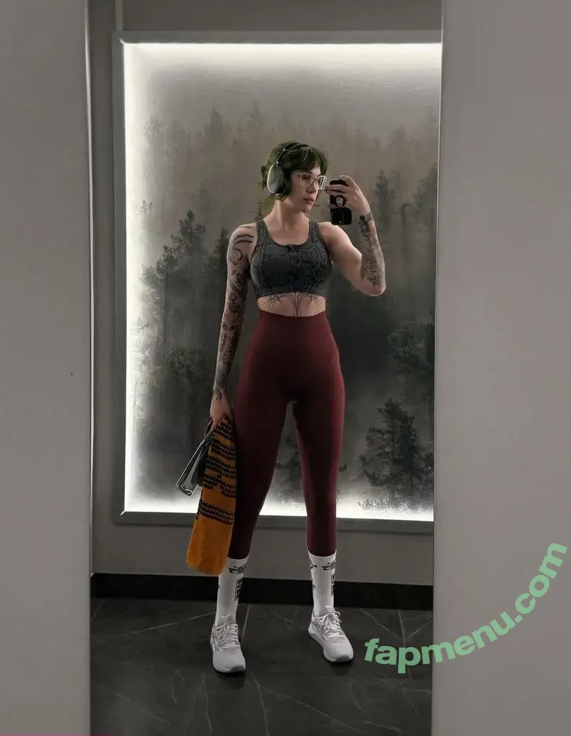 Olga Haku nude photo #0335 (Frau_Haku / hakutrans)