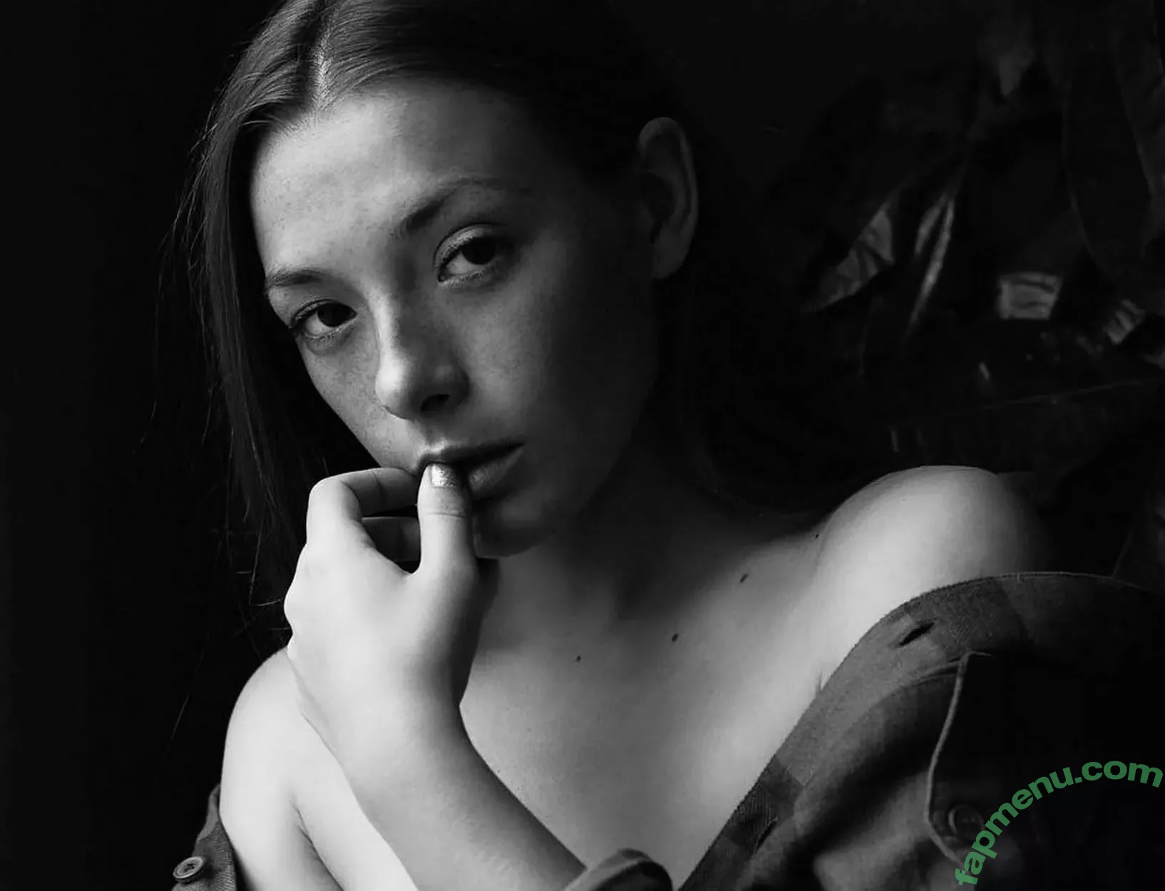 Olga Kobzar nude photo #0403 (bugs_bunny_gf)