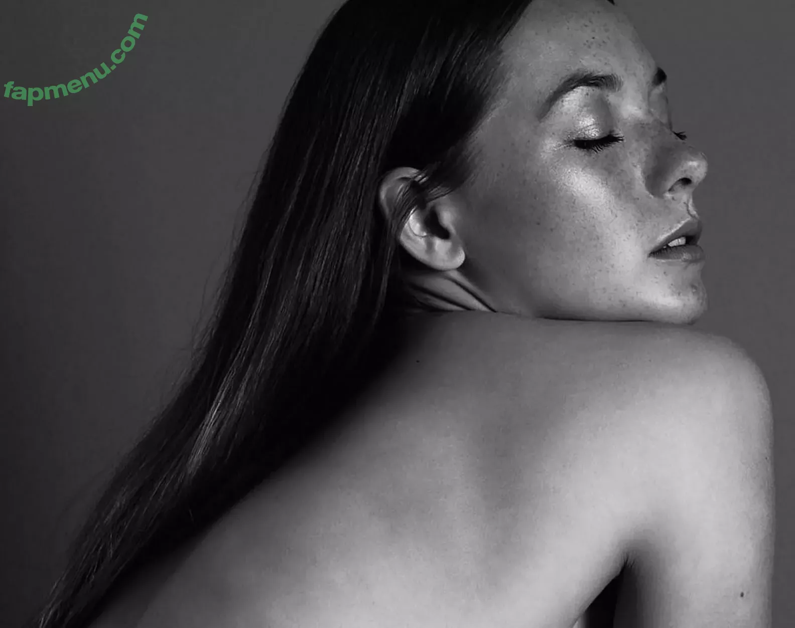 Olga Kobzar nude photo #0411 (bugs_bunny_gf)