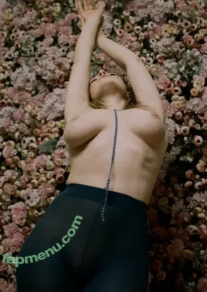 Olga Kobzar / OlgaKobzarBest / bugs_bunny_gf nude photo #1202