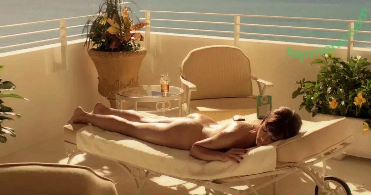 Olga Kurylenko nude photo #0021 (Olga Kurylenko)