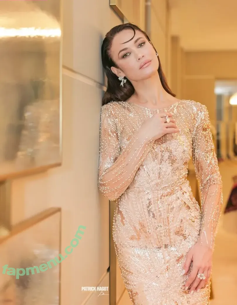 Olga Kurylenko nude photo #0481 (Olga Kurylenko)