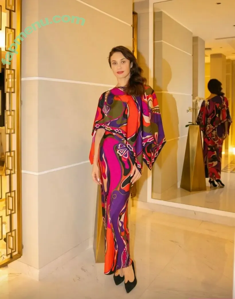 Olga Kurylenko nude photo #0504 (Olga Kurylenko)