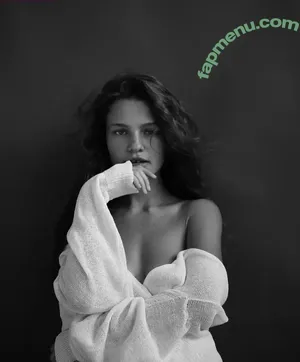 Olga Obumova / doch_olega nude photo #0224