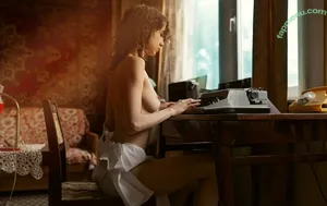 Olga Saharova / Aster Olya / olyasharypova nude photo #0543