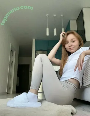 olhovetskaya / olhovetsskaya nude photo #0029