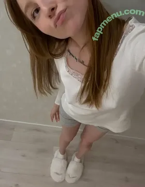 olhovetskaya / olhovetsskaya nude photo #0062